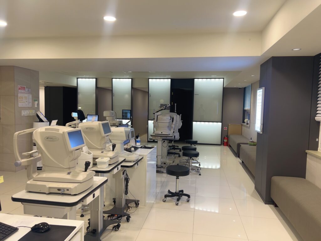 40대 라섹과 노안 수술, 비바ICL까지 한 번에 이해하기 3 KakaoTalk 20250912 154703572 05